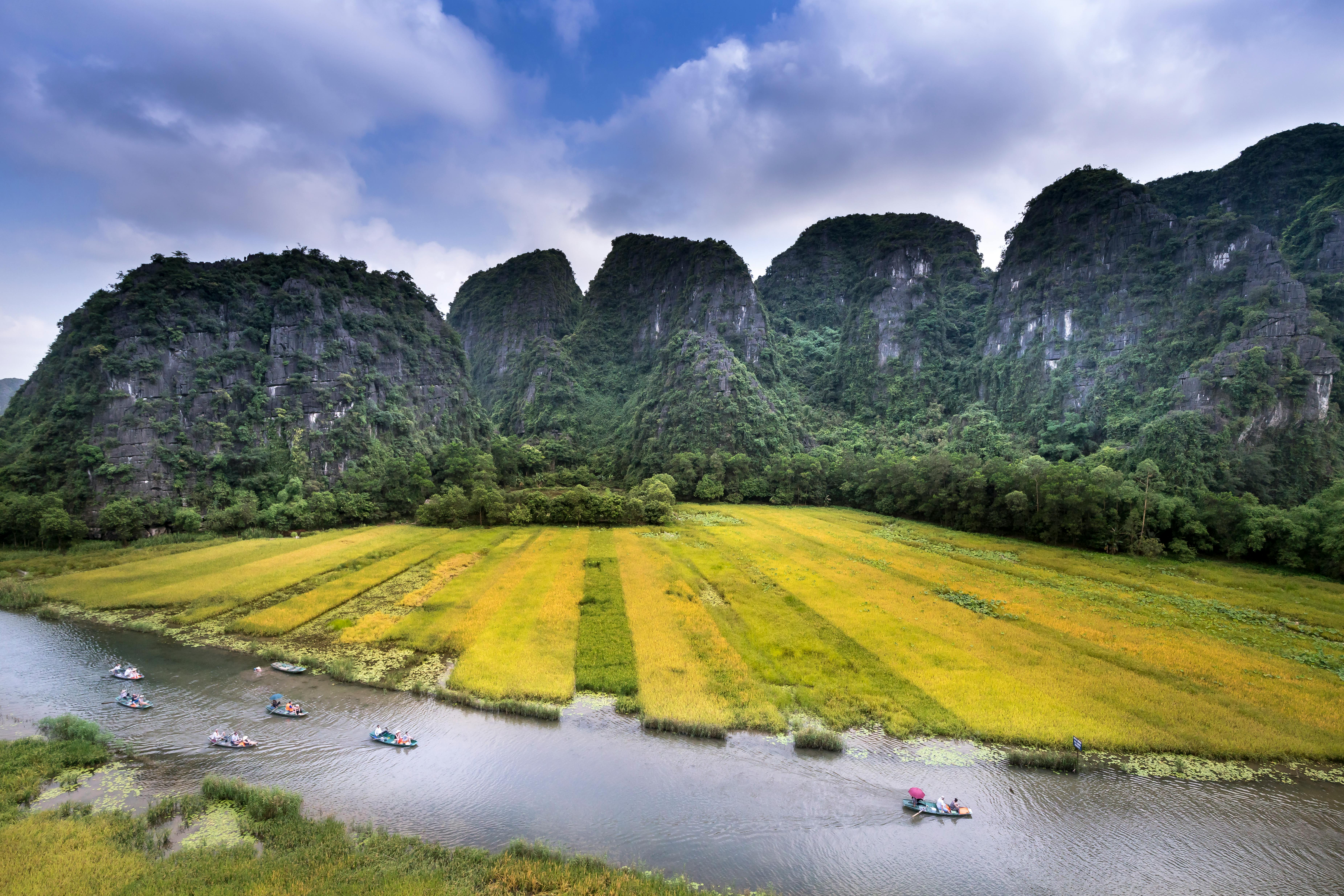 TOUR VN 7 NGÀY 6 ĐÊM - HLW - NINH BÌNH